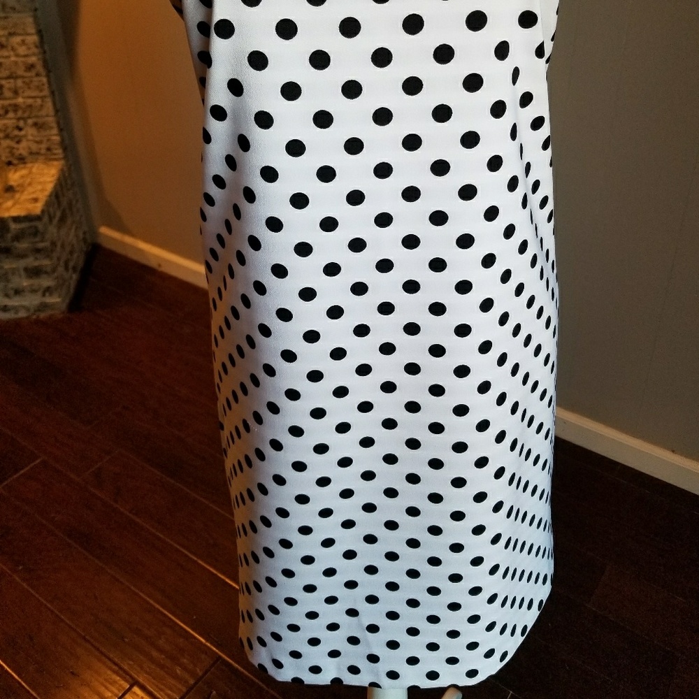 Sleeveless polka dot dress - Picture 8 of 8